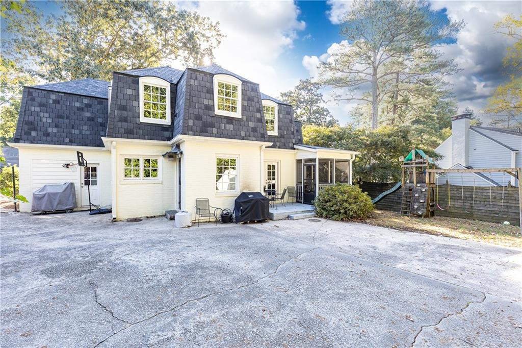 3624 Kingsboro Road NE