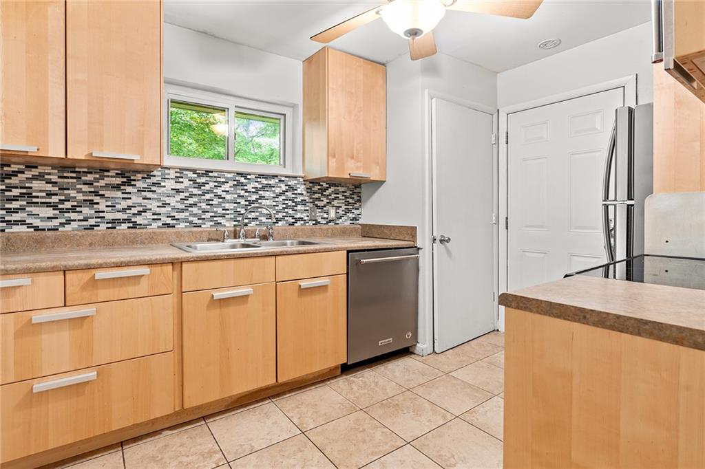 1111 Clairemont Avenue Unit L3