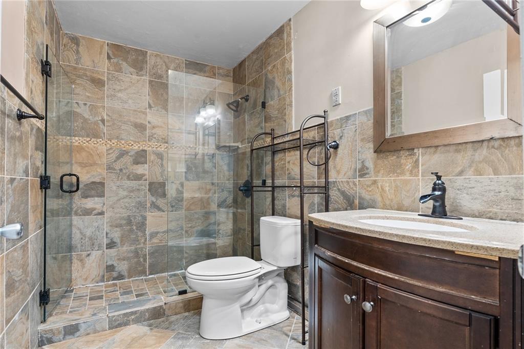 1111 Clairemont Avenue Unit L3