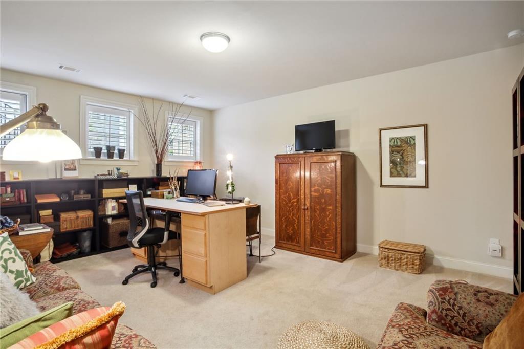 1866 Skyfall Circle NE