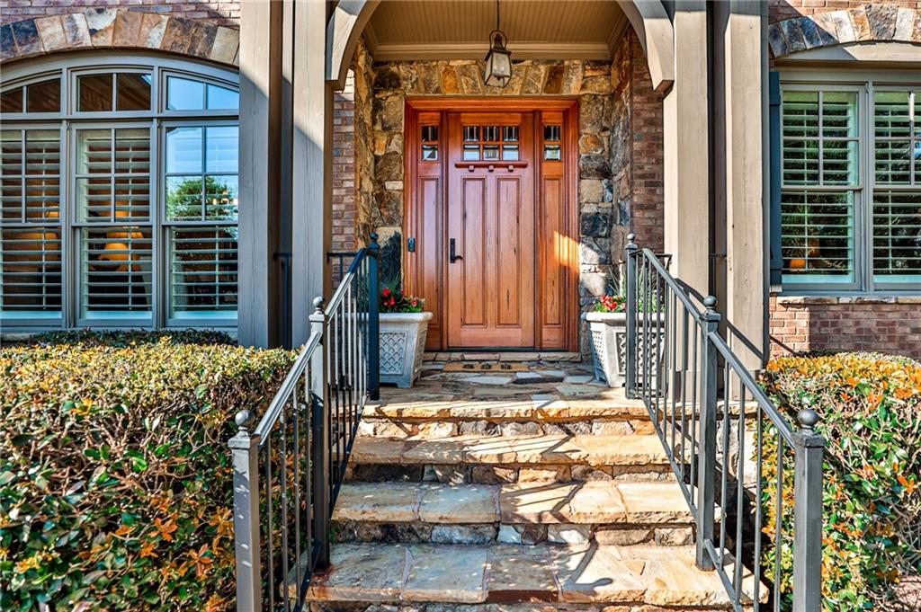 2817 Adams Oaks Lane