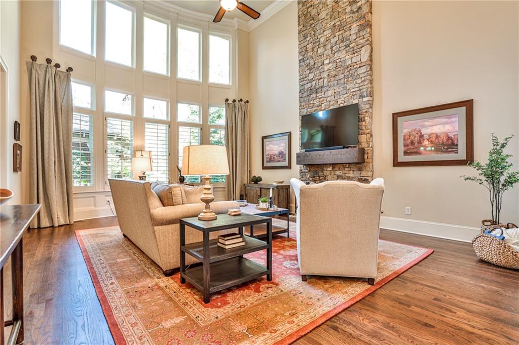 2817 Adams Oaks Lane