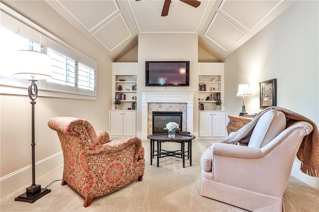2817 Adams Oaks Lane