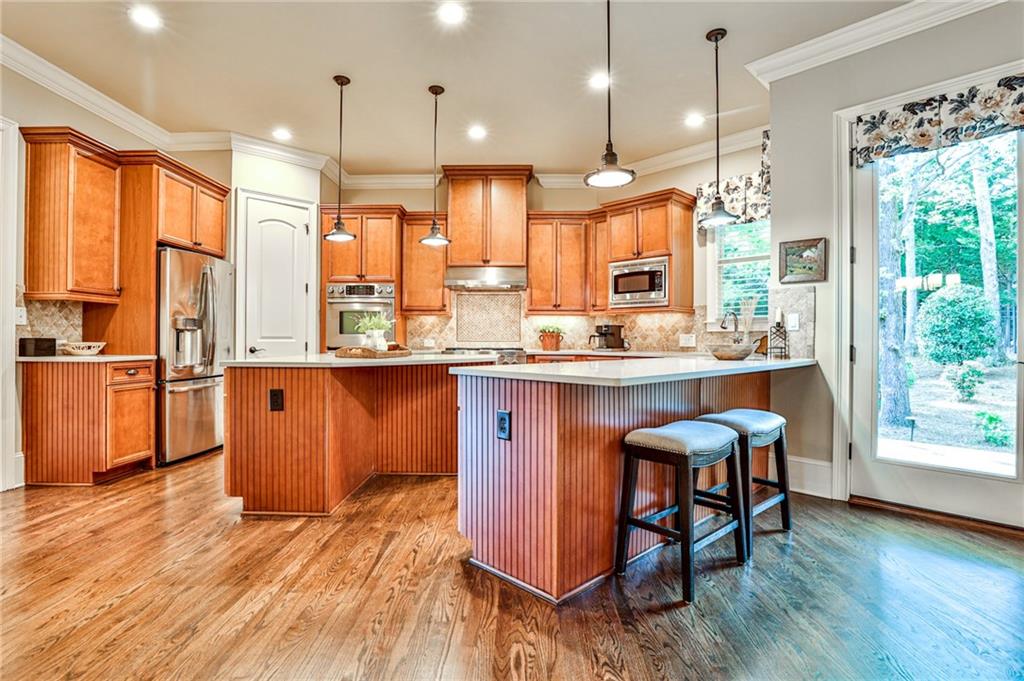 2817 Adams Oaks Lane