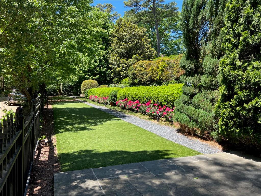 2640 Peachtree Road NW Unit 4