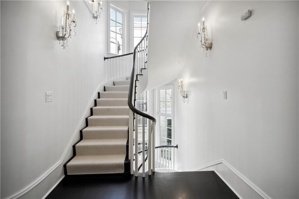 2640 Peachtree Road NW Unit 4