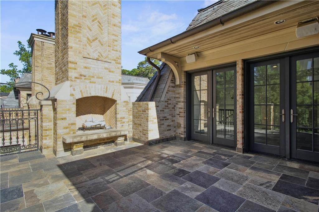 2640 Peachtree Road NW Unit 4