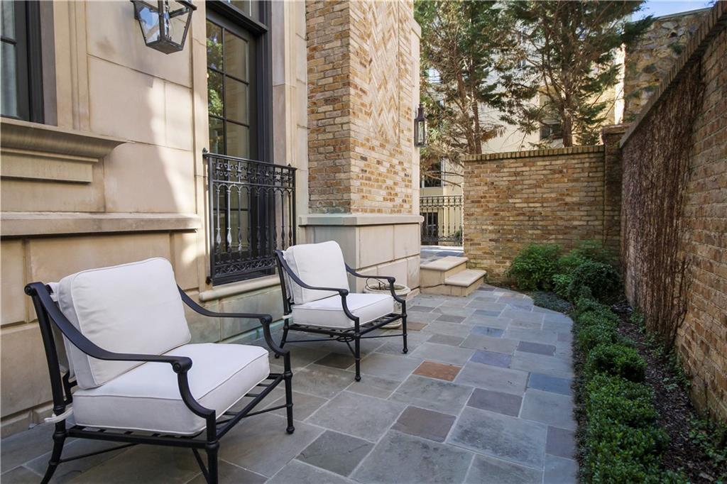 2640 Peachtree Road NW Unit 4