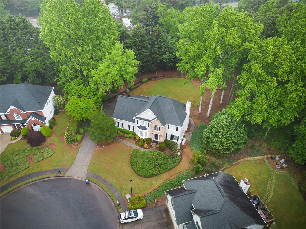 305 Vickery Way