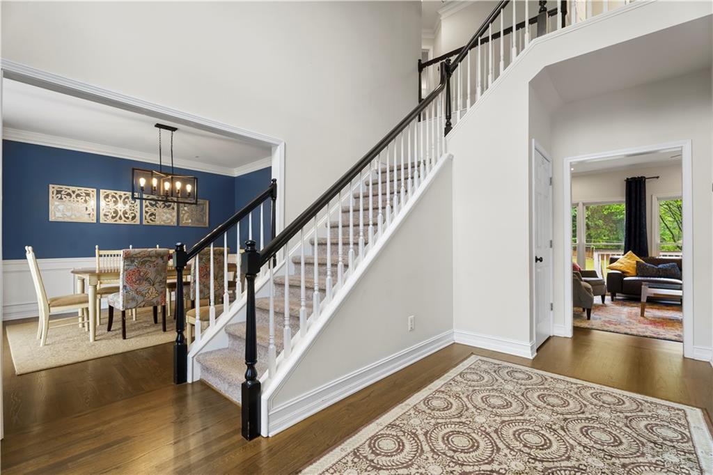 305 Vickery Way