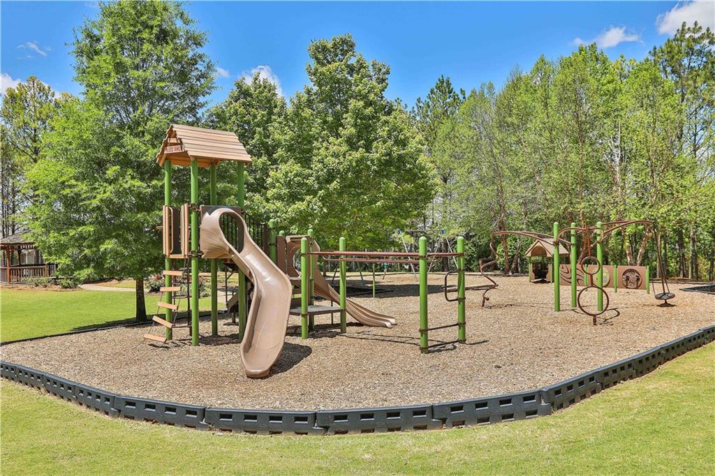 1616 Dupont Commons Drive NW