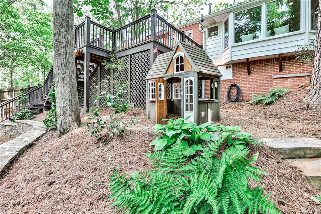 450 Collier Road NW