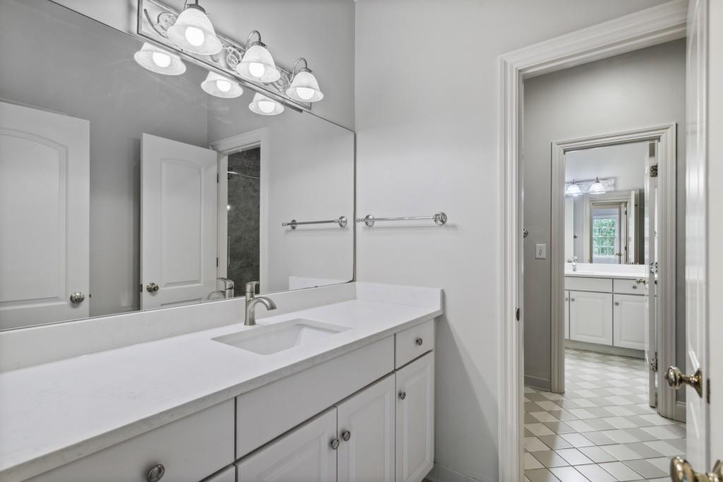 33 Habersham Cove Drive NW