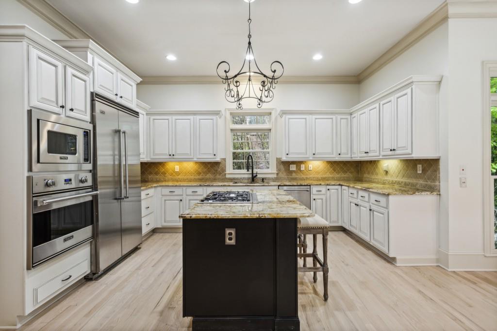 33 Habersham Cove Drive NW