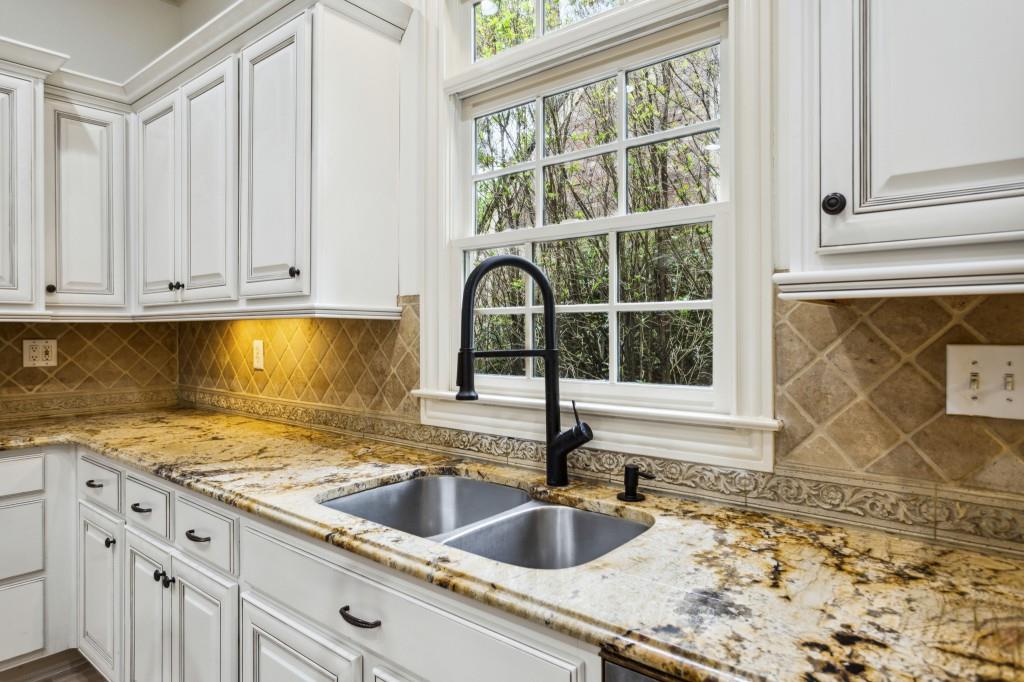 33 Habersham Cove Drive NW