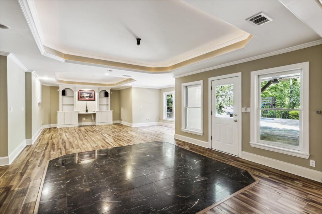 33 Habersham Cove Drive NW