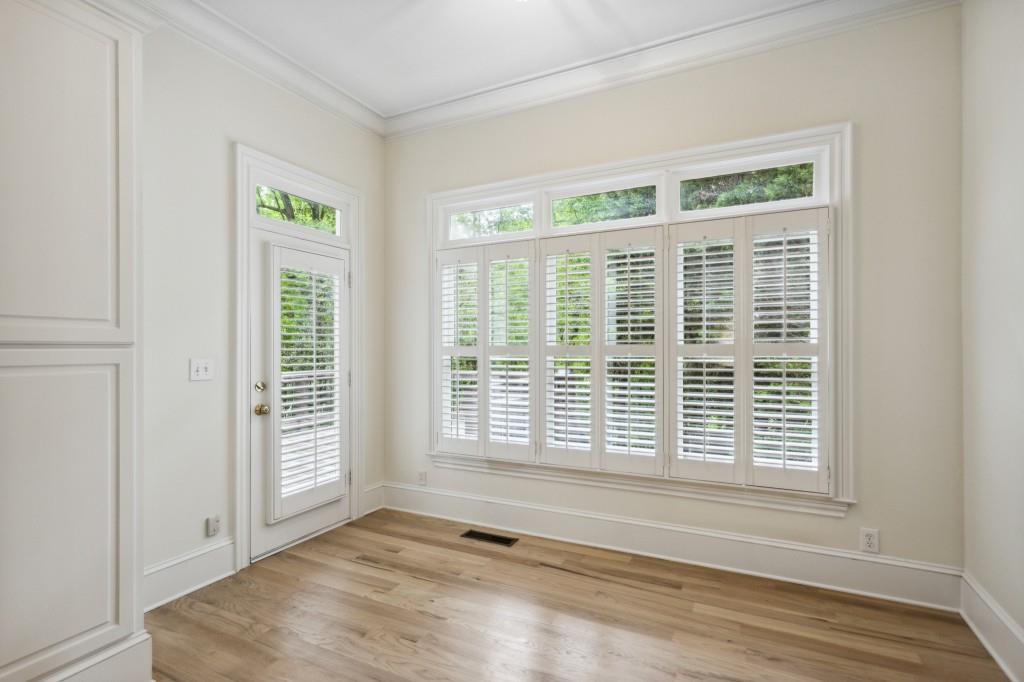 33 Habersham Cove Drive NW