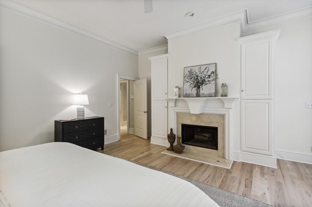 33 Habersham Cove Drive NW