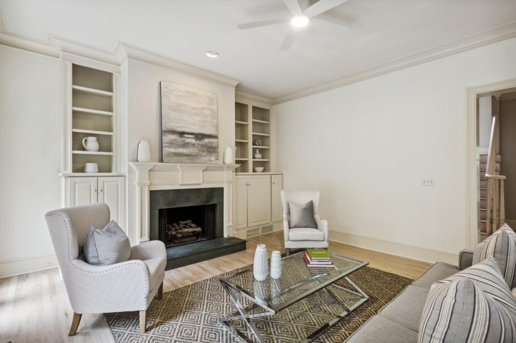 33 Habersham Cove Drive NW