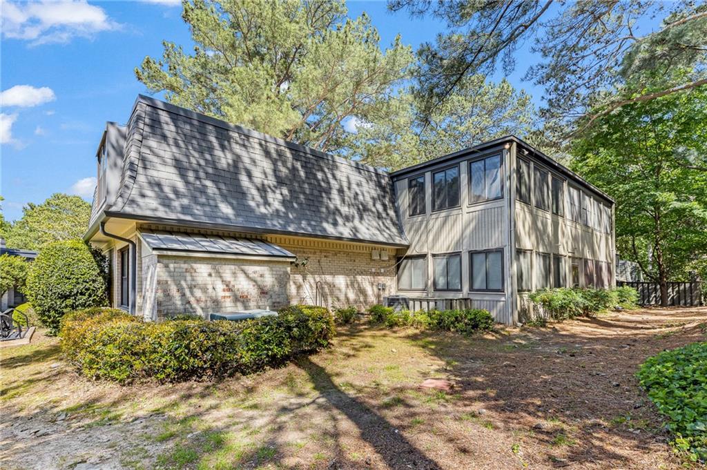 106 Adrian Place NW