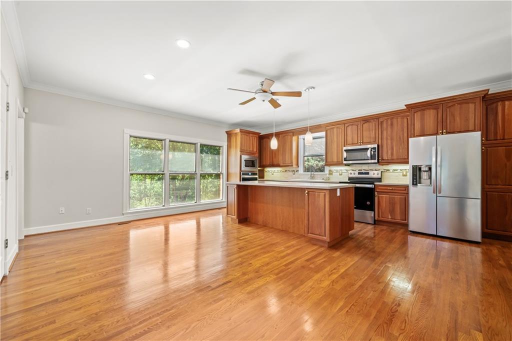 2888 Fontainebleau Drive