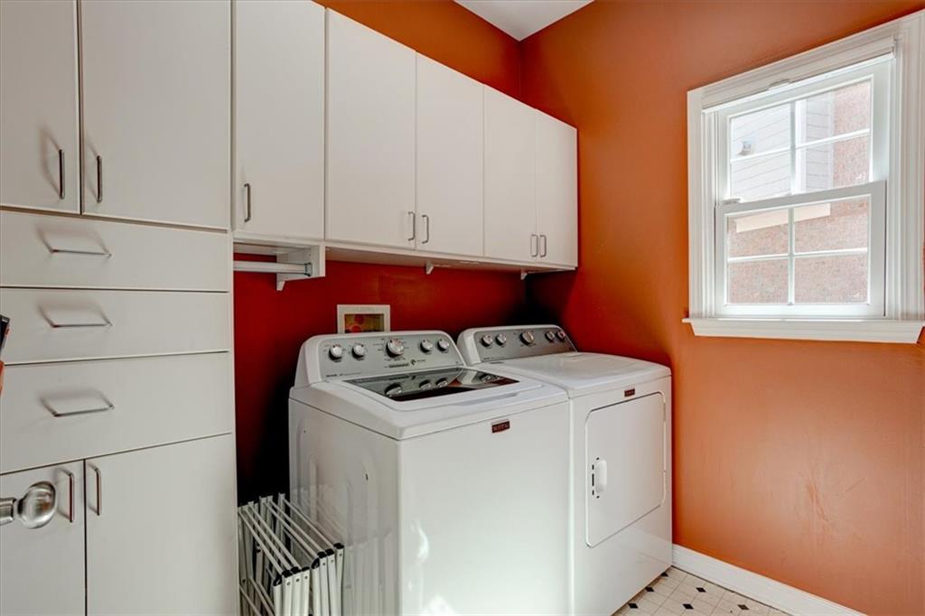 321 Tiger Lily Court