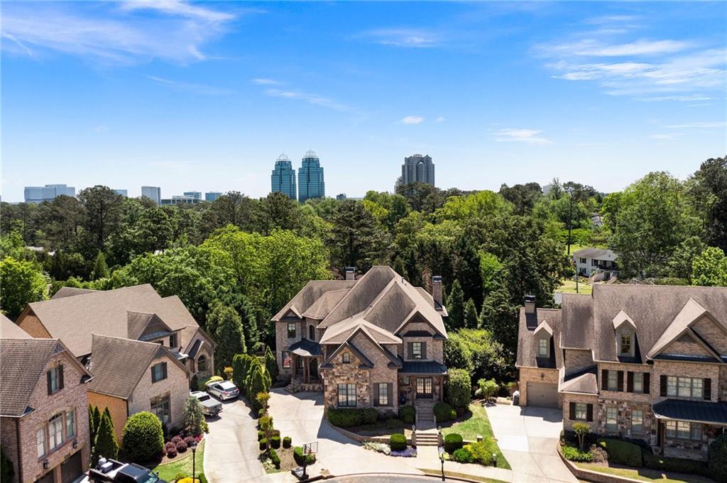 555 Glenmanor Court