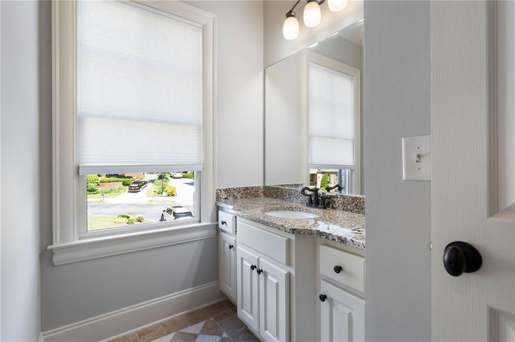 555 Glenmanor Court