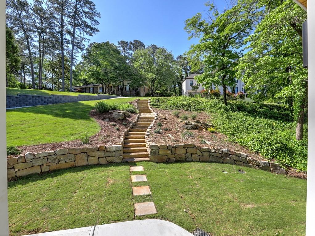 4270 Fairgreen Drive NE