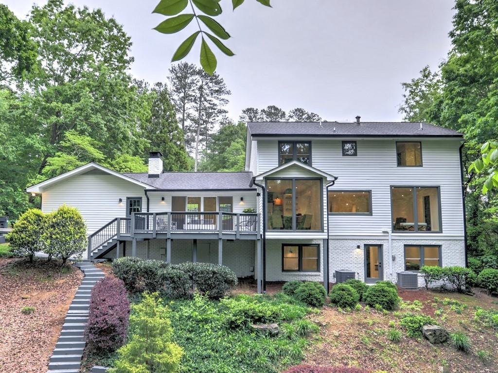 4270 Fairgreen Drive NE