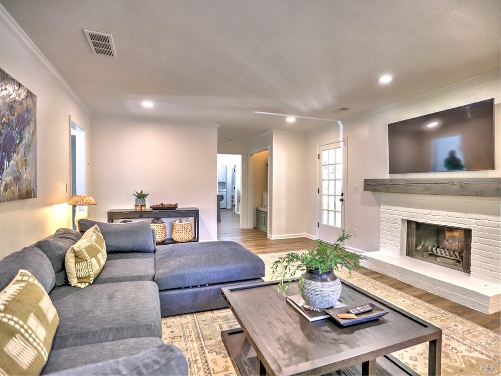 1613 Nuthatch Court