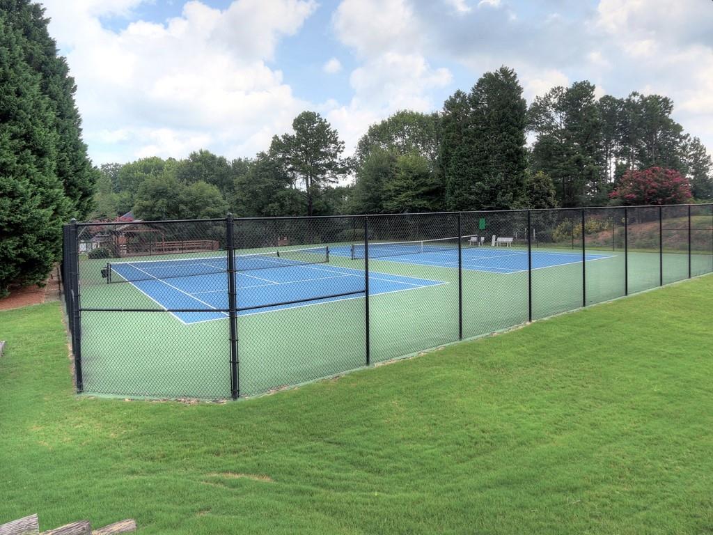 1613 Nuthatch Court