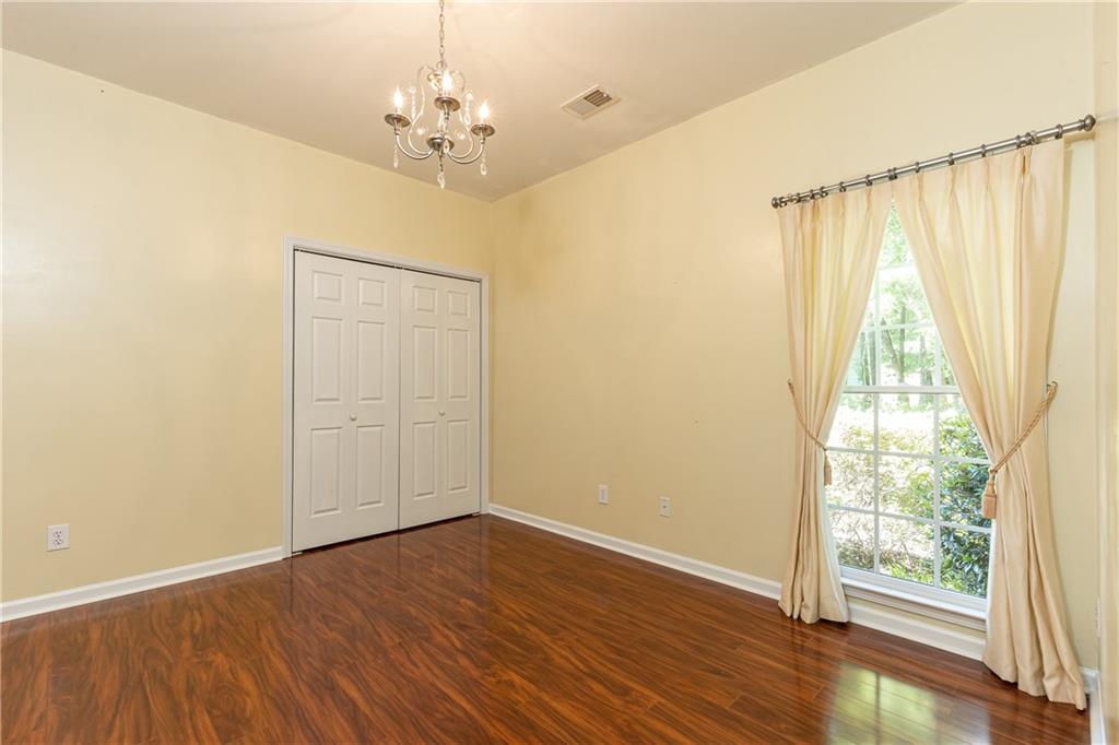 2121 Ras Court