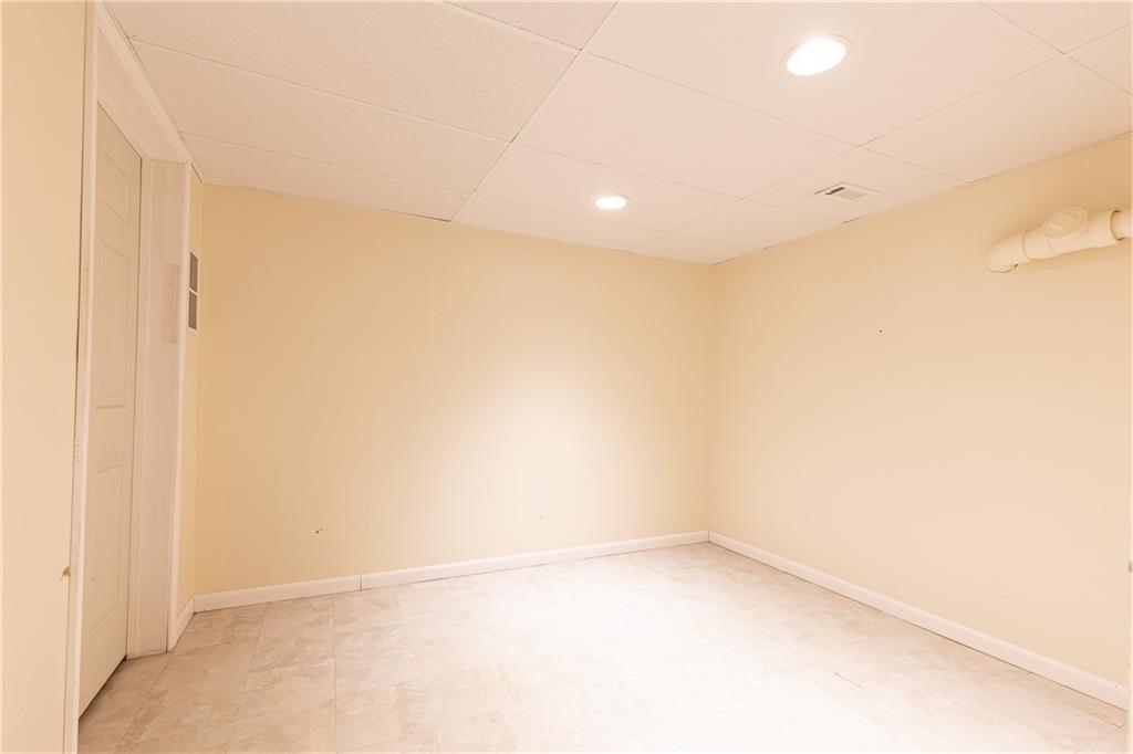 2121 Ras Court