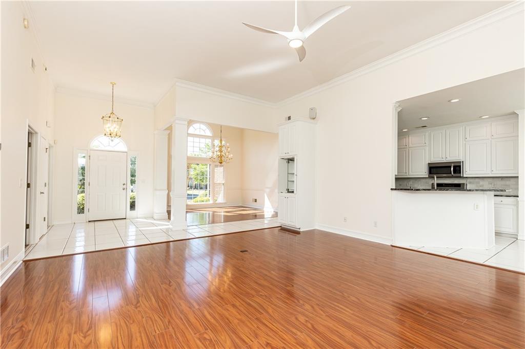 2121 Ras Court