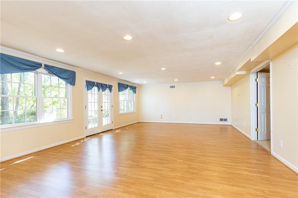 2121 Ras Court
