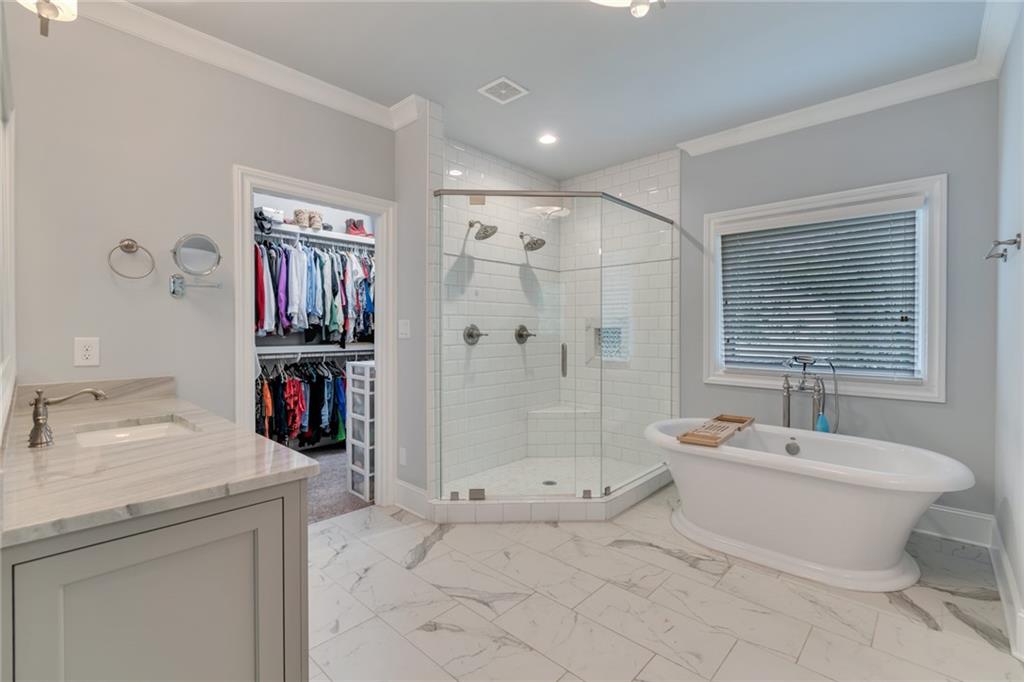 3356 Mathieson Drive NE
