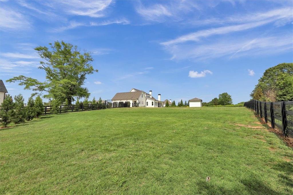 203 CREEKSTONE Court