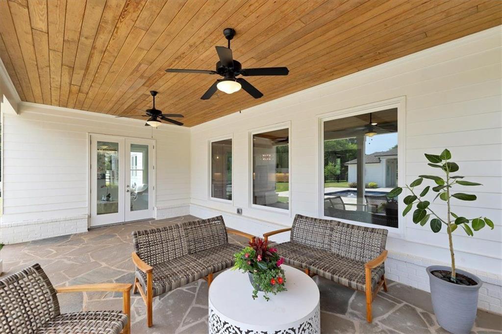 203 CREEKSTONE Court