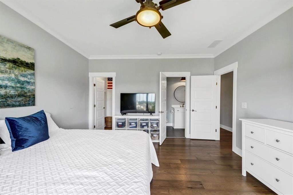 203 CREEKSTONE Court