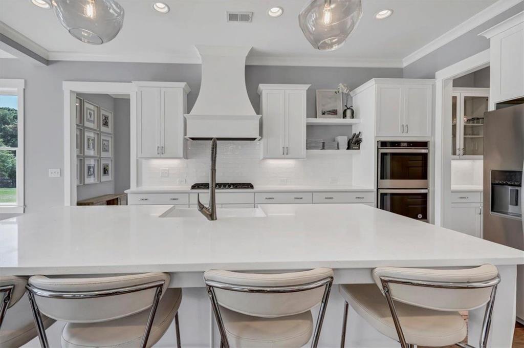 203 CREEKSTONE Court
