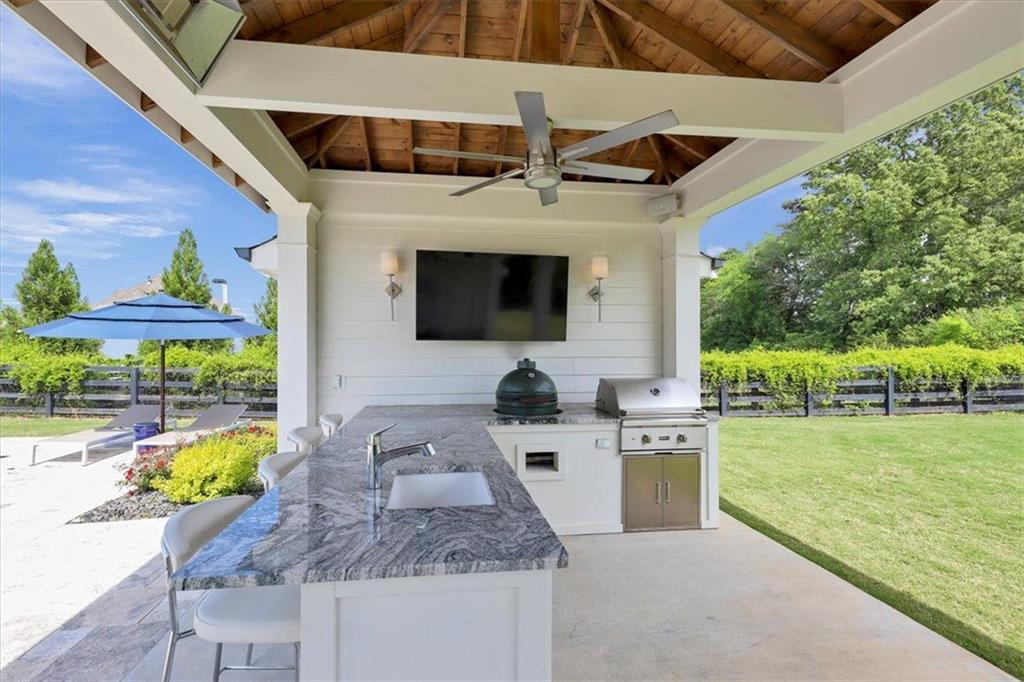 203 CREEKSTONE Court