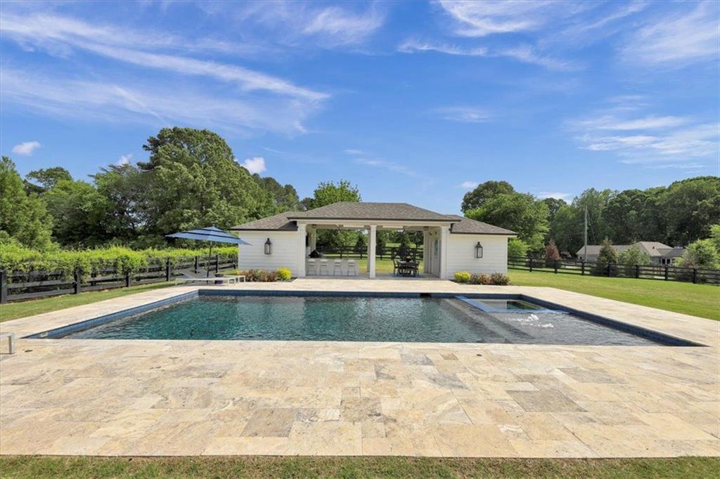 203 CREEKSTONE Court
