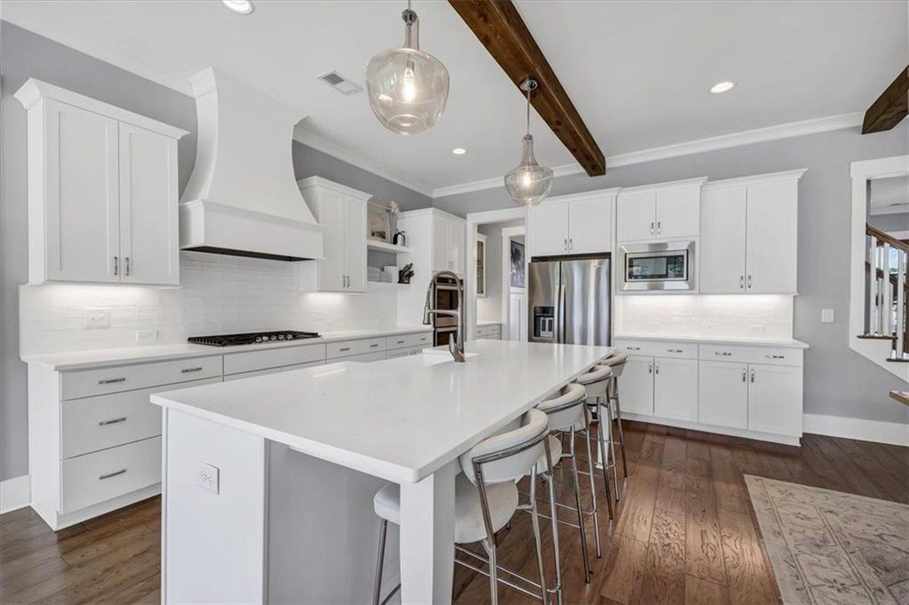 203 CREEKSTONE Court