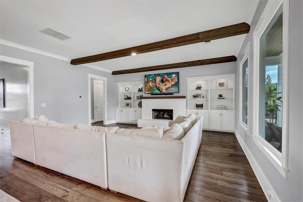 203 CREEKSTONE Court