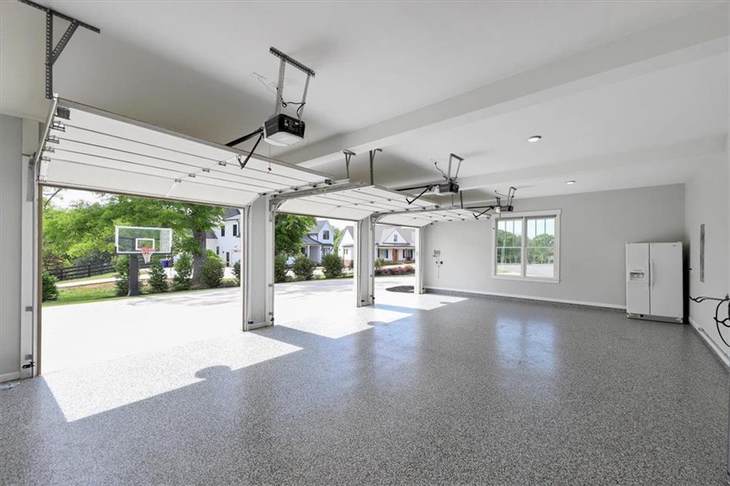 203 CREEKSTONE Court