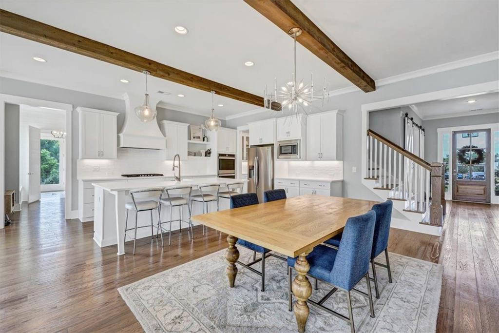 203 CREEKSTONE Court