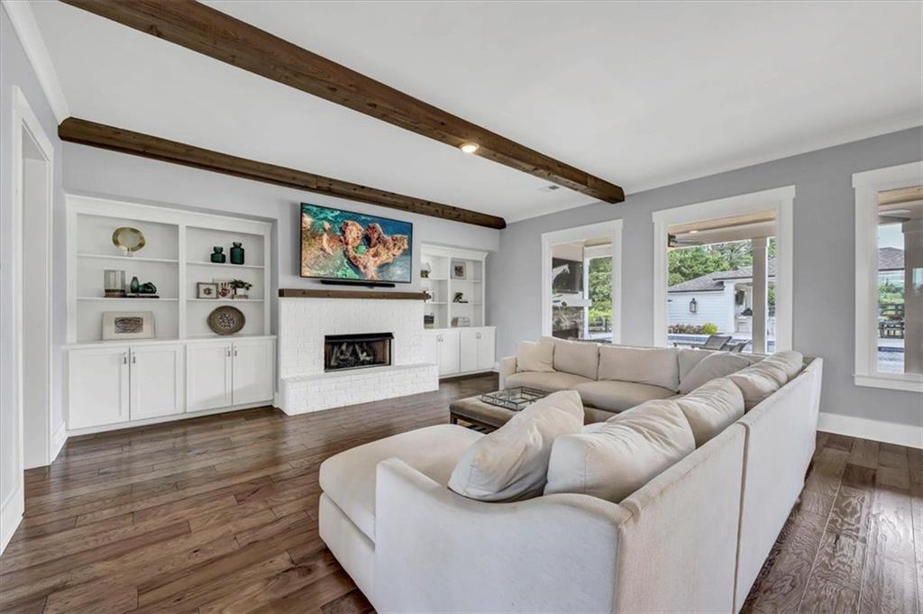 203 CREEKSTONE Court
