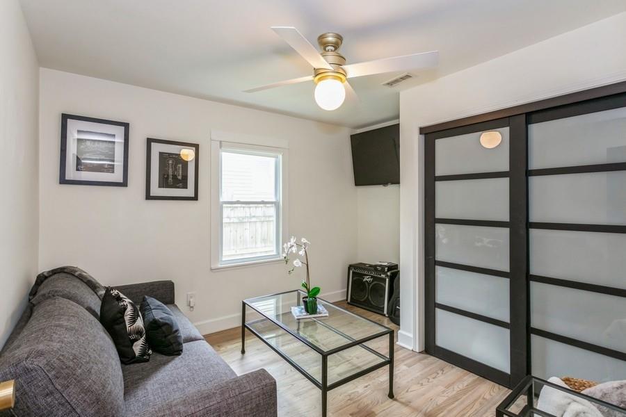 79 HOWELL Street NE
