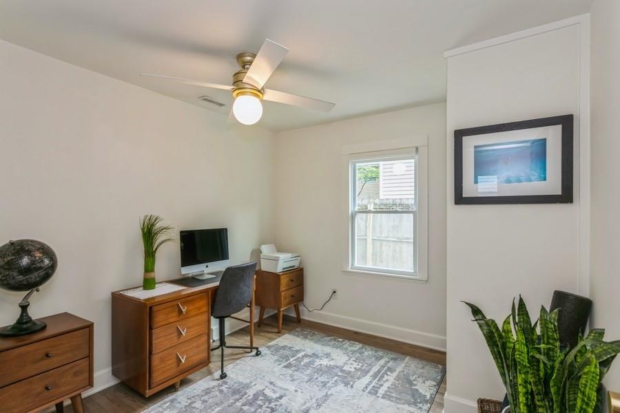 79 HOWELL Street NE